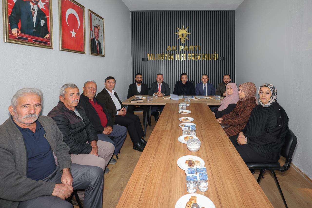 Konya’da gönül köprüleri kuruldu! AK Parti heyeti vatandaşlarla buluştu 12